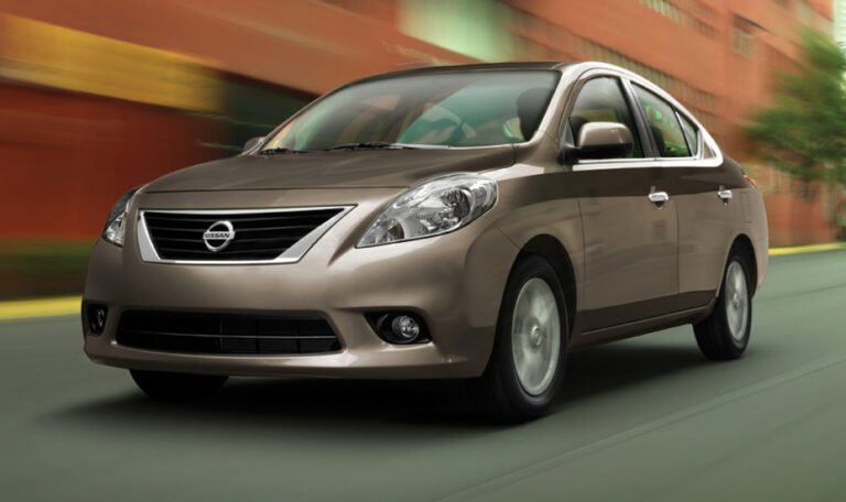 nissan-versa-2013
