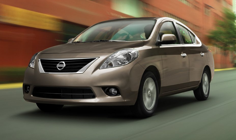 nissan-versa-2013